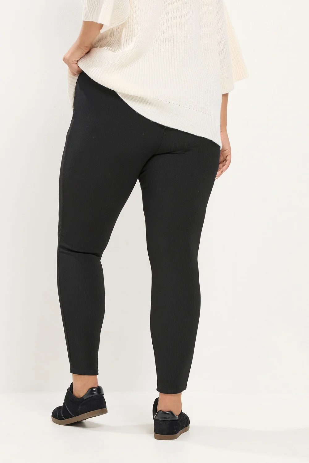 Yours Curve Black Rib Leggings - 22 Image 3