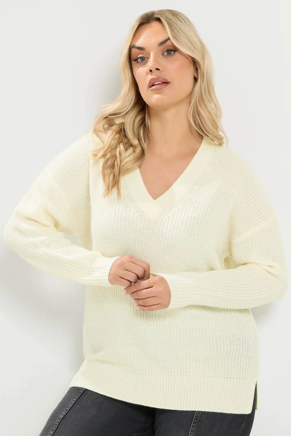 Yours Curve Ivory White V-Neck Knitted Jumper - 14-16 Image 2