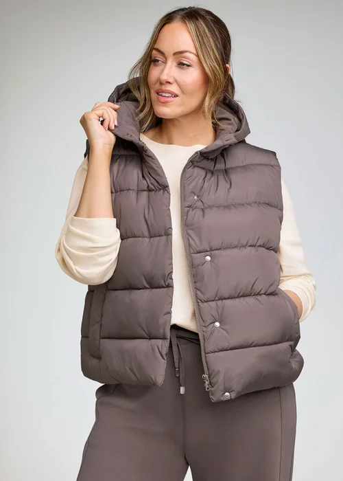 CT Active Dusty Mink Quilted Gilet With Pockets - 14 Image 2