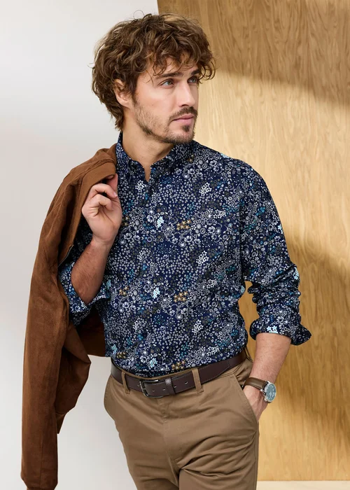 Cotton Traders Night Sky Signature Long Sleeve Stretch Poplin Print Shirt - 2XL Image 1