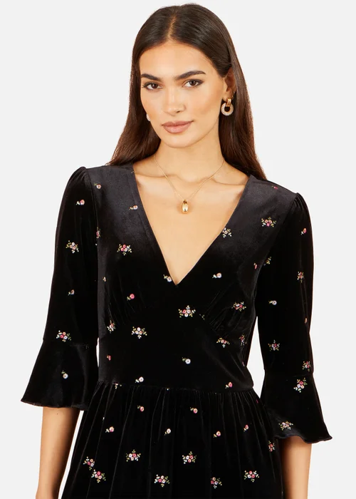 Yumi Black Velvet Embroidered Midi Dress - 8 Image 4