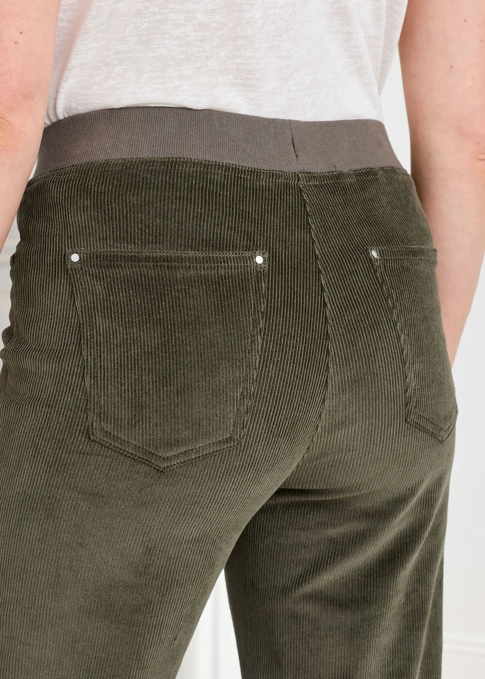 Cotton Traders Deep Khaki Premium Pull On Cord Trousers - 12/L27 Image 3