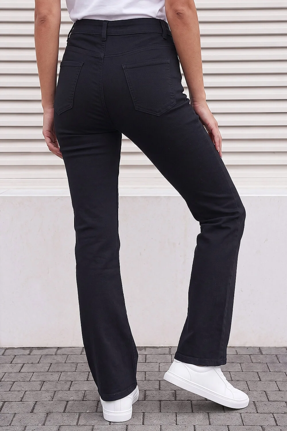 Roman Black Bootcut Stretch Jean - 12 Image 3