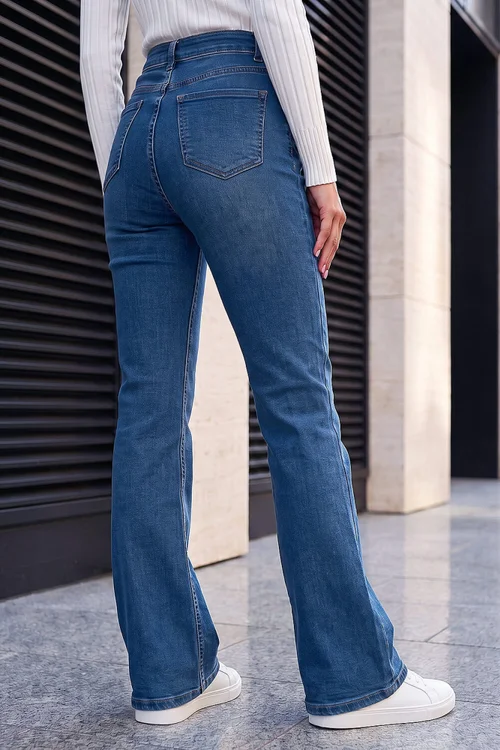Roman Denim Bootcut Stretch Jean - 8 Image 3