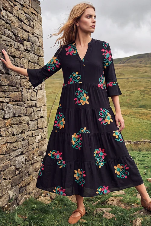 Roman Black Embroidered Floral Tiered Dress - 16 Image 1