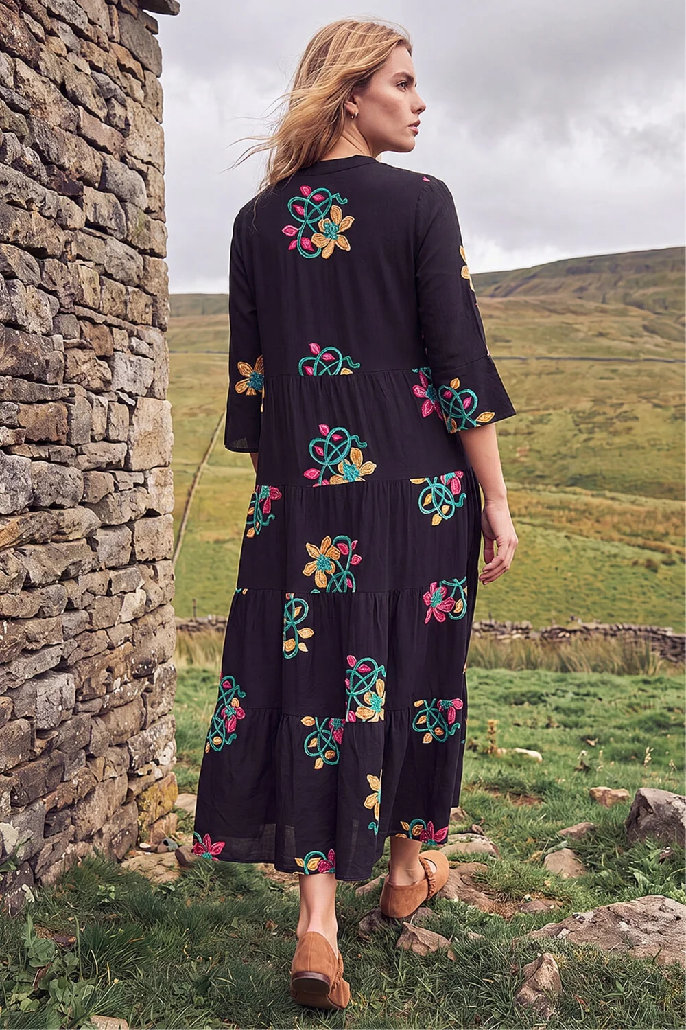 Roman Black Embroidered Floral Tiered Dress - 16 Image 3