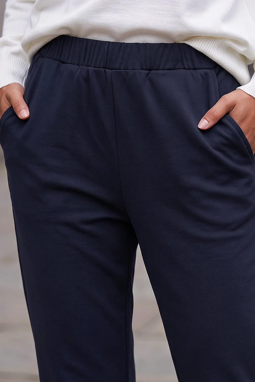Roman Navy Petite Ponte Trouser - 14 Image 4