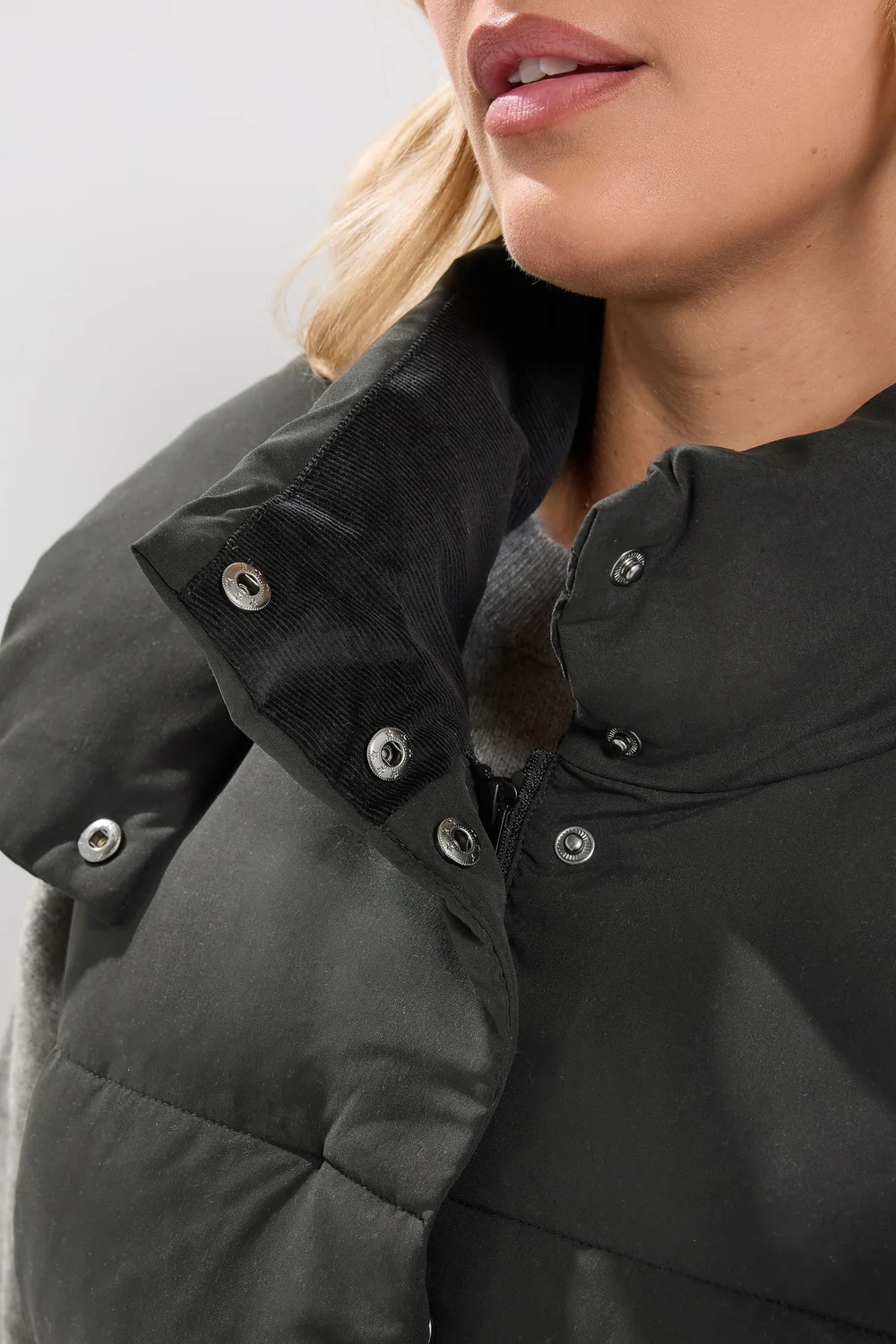 Yours Curve Black Short Padded Gilet - 20 Image 4