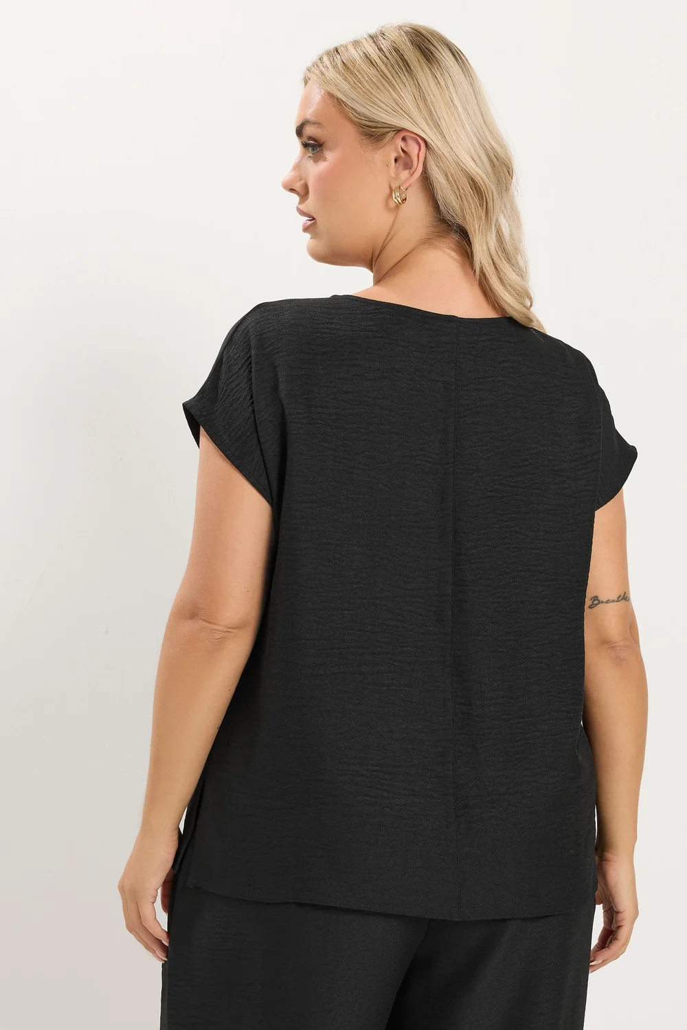 YOURS Curve Black Seam Detail Top - 14 Image 4