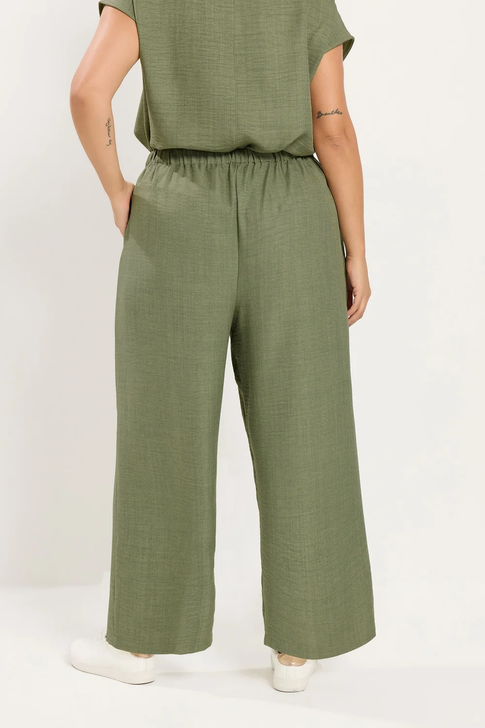 Yours Curve Khaki Green Textured Wide Leg Trousers - 22-24 Image 3