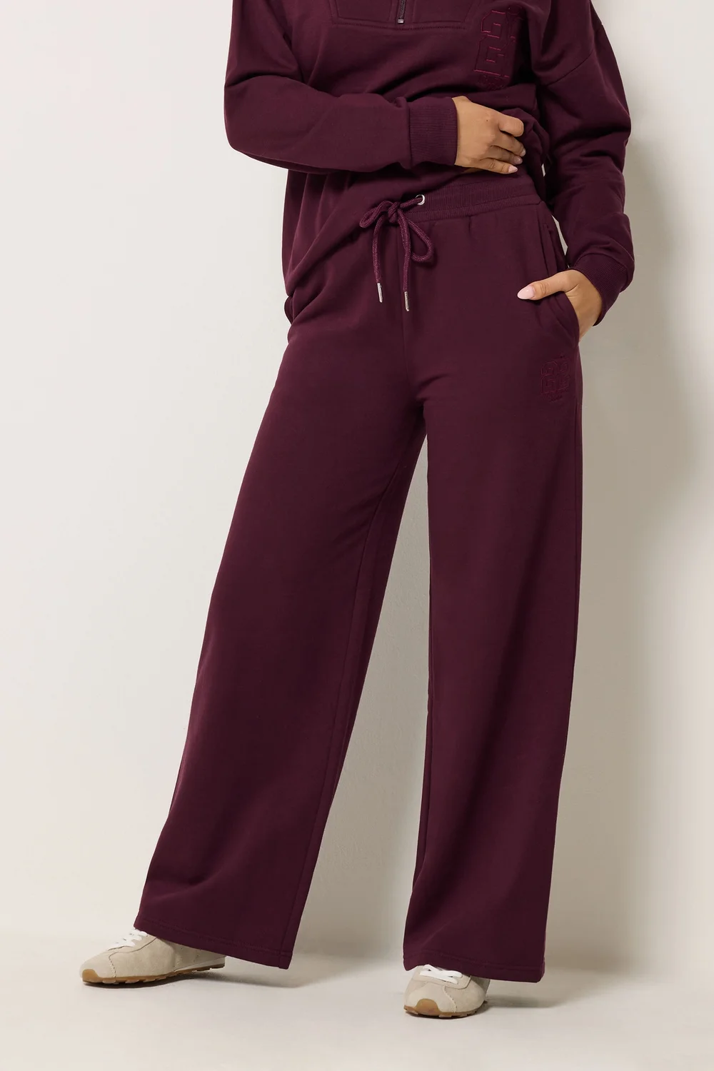 PixieGirl Petite Dark Red Embroidered '22' Slogan Wide Leg Joggers - 12/L27 Image 3