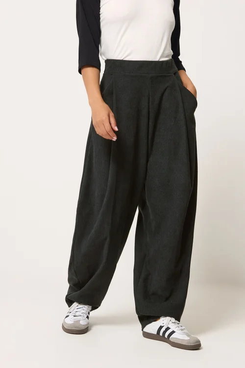 PixieGirl Petite Black Barrel Trousers - 12 Image 2