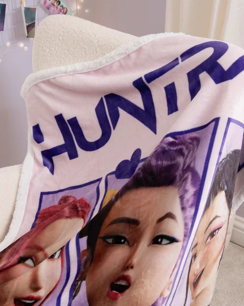 K-Pop Demon Hunters Ready Sherpa Back Fleece - 100 x 150 Image 2