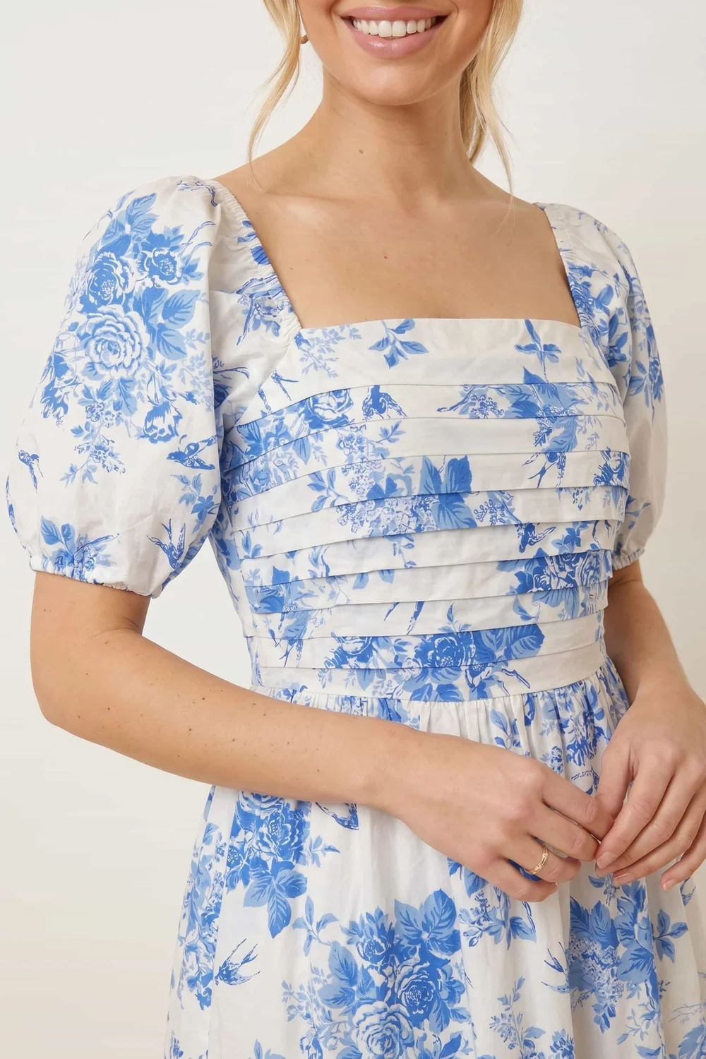 Style Cheat Blue Floral Leighton Puff Sleeve Midi Dress - 12 Image 3