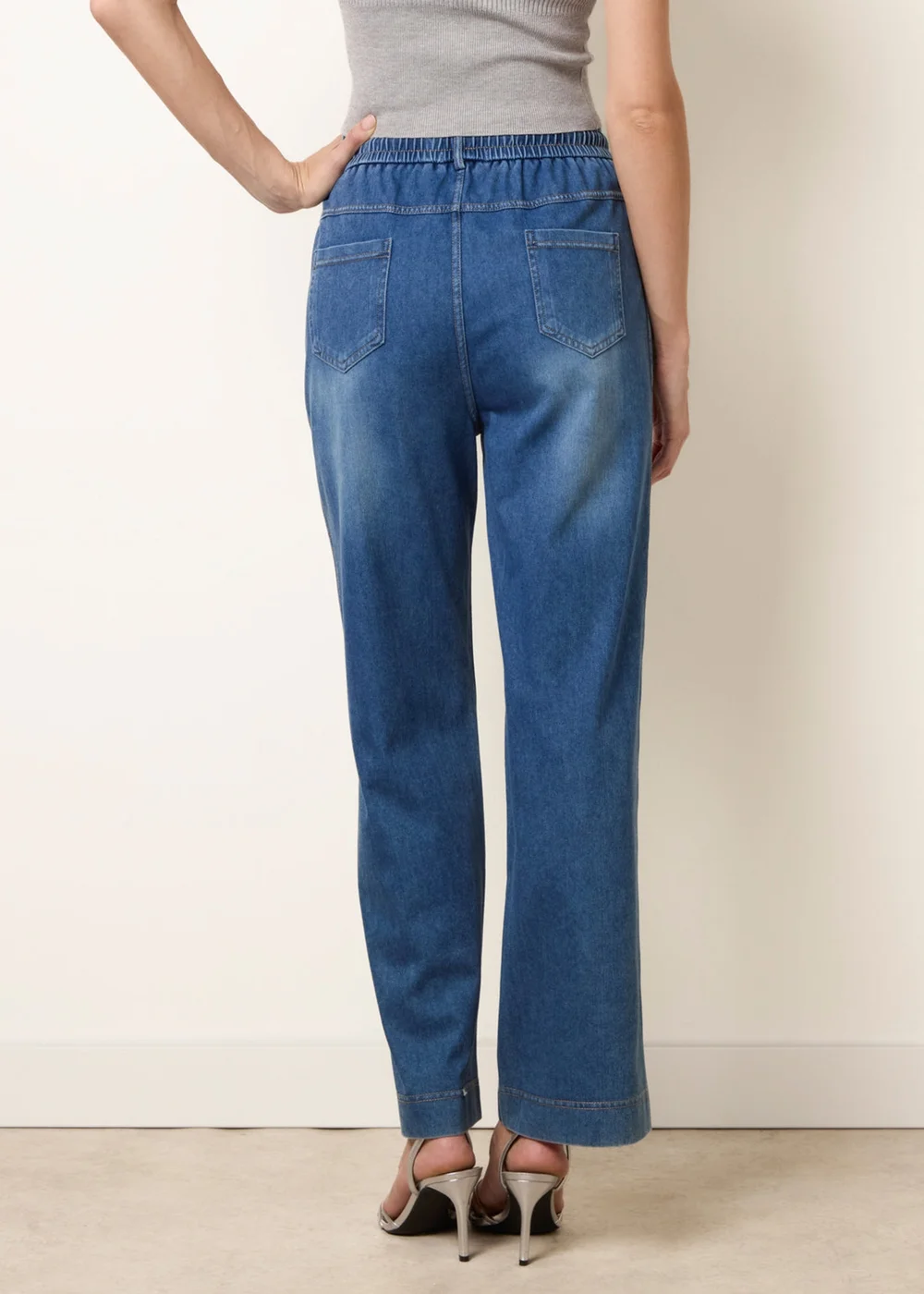 Blue Vanilla Blue Paint Splashed Mirror Embellished Jeans - M Image 4