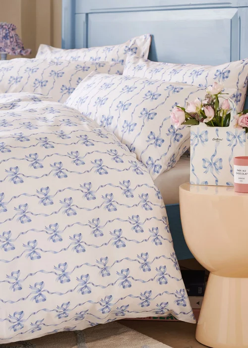 Cath Kidston Ribbon & Bows Reversible Cotton Duvet Cover Set White / Blue - Single Image 1