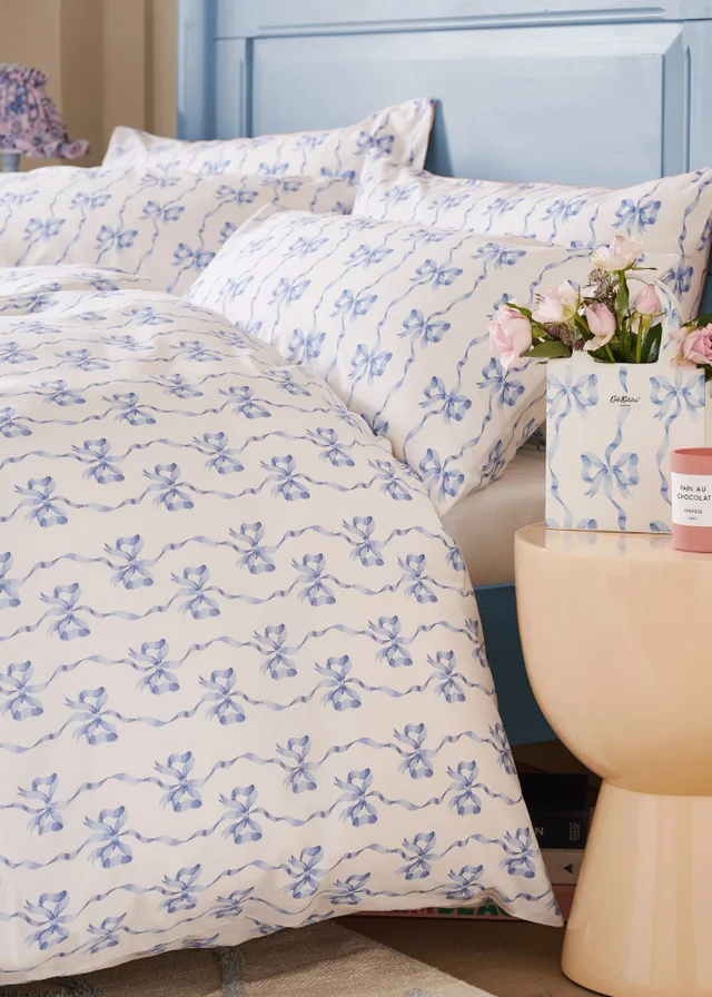 Cath Kidston Ribbon & Bows Reversible Cotton Duvet Cover Set White / Blue