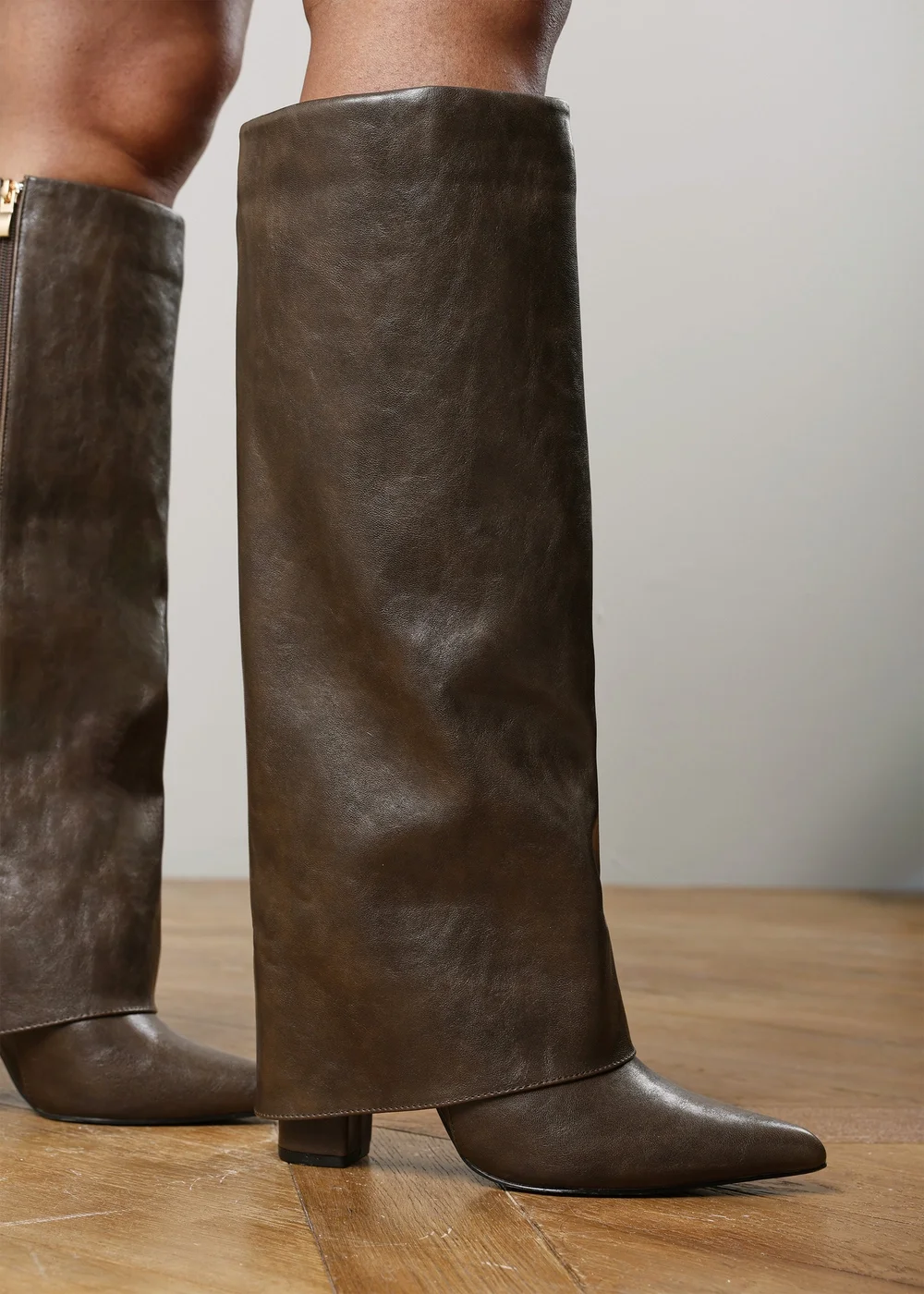 Where's That From Makenzie Brown Fold Down Knee High Heeled Shark Boots - 8 Image 5