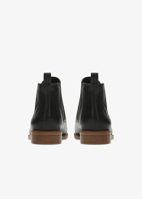 Clarks Womens Black Taylor Shine Leather Standard - 3.5 Image 5