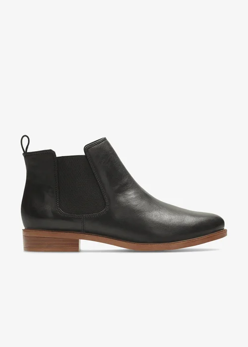 Clarks Womens Black Taylor Shine Leather Wide - 4 Image 1