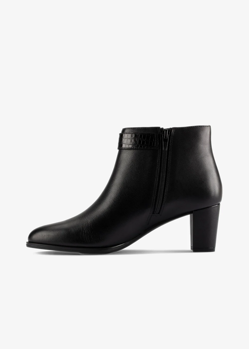 Clarks Womens Black Kaylin 60 Boot Leather Standard - 7 Image 2