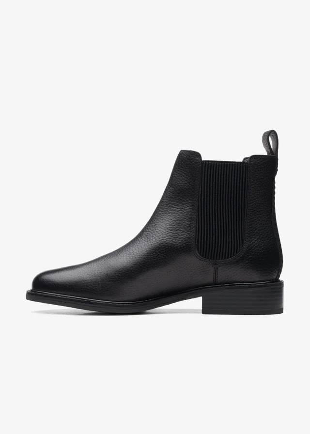 Clarks Womens Black Cologne Arlo Leather Standard