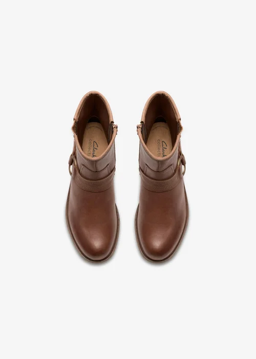 Clarks Womens Brown Hearth Cross Leather Standard - 3.5 Image 6