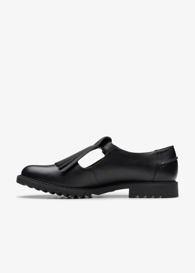 Clarks Womens Black Griffin Mia 2 Leather Standard