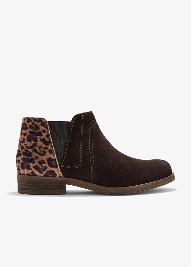 Clarks Womens Brown Demi 2 Beat Suede Standard