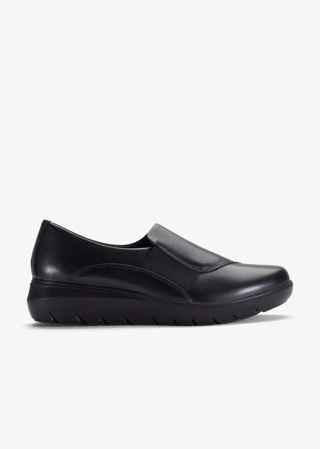 Clarks Womens Black Un Bay Step Leather Standard