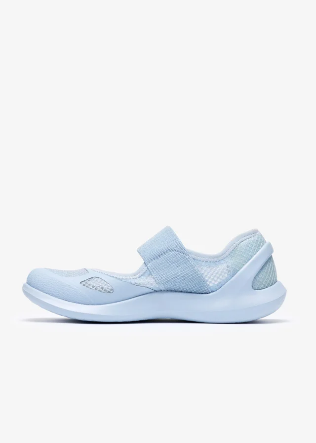 Clarks Cloudsteppers Womens Blue Solevana Strap Textile Standard