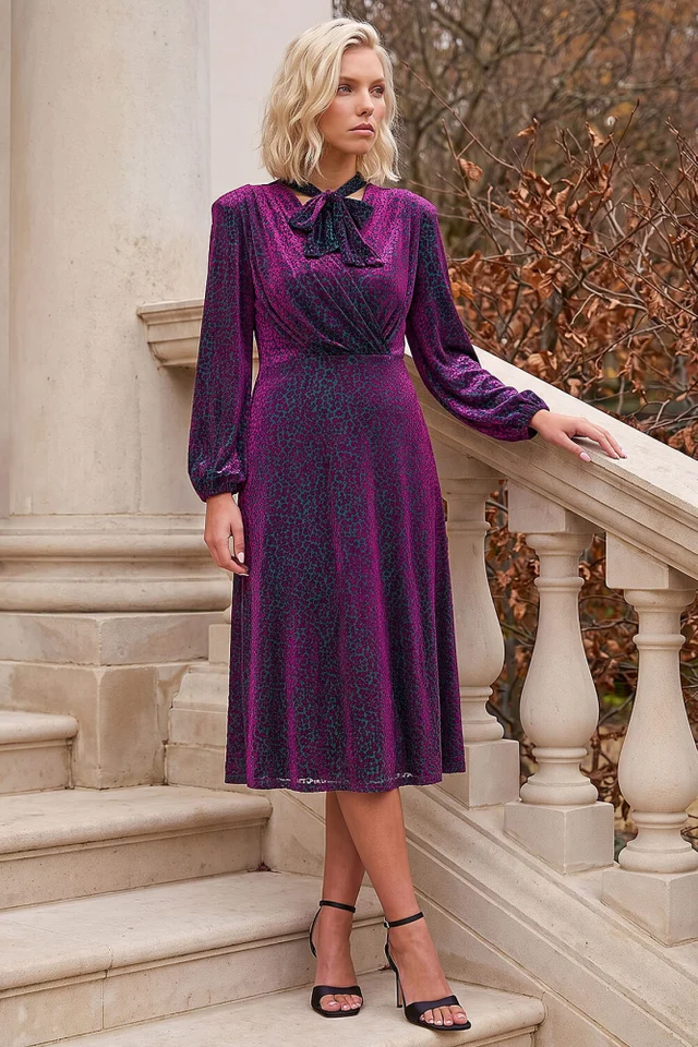 Roman Wine Petite Tie Neck Midi Dress