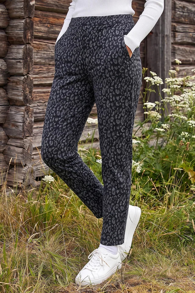 Roman Dark Grey Tapered Jogger