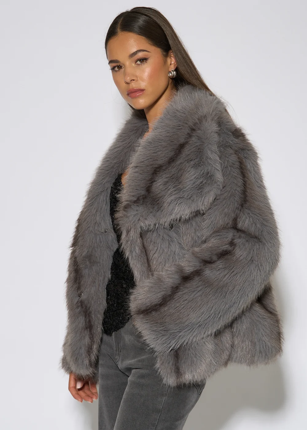 Gini London Grey Ombre Lapel Faux Fur Jacket - M/L Image 4