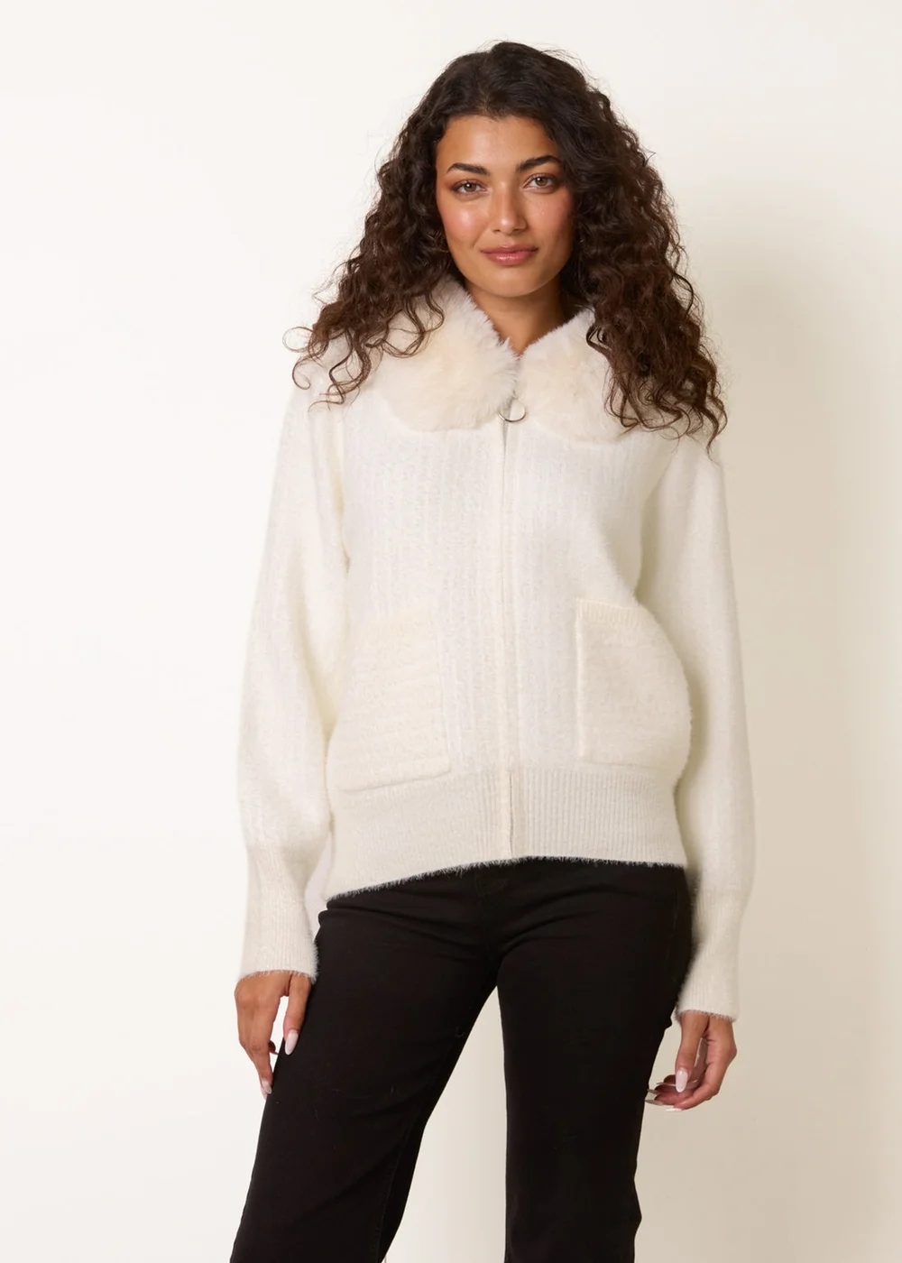 Blue Vanilla Ivory Ribbed Cardigan With Faux Fur Collar - M/L Image 2