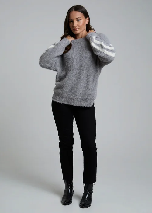 Influence Grey Crew Neck Long Sleeve Stripe Knitted Jumper - 12 Image 4