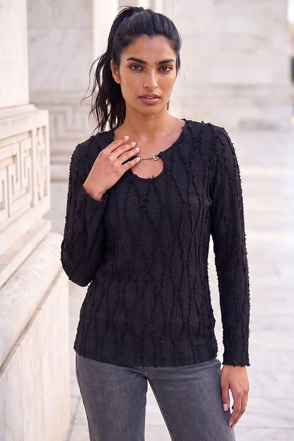 Roman Black Snaffle Trim Textured Top - 16 Image 1