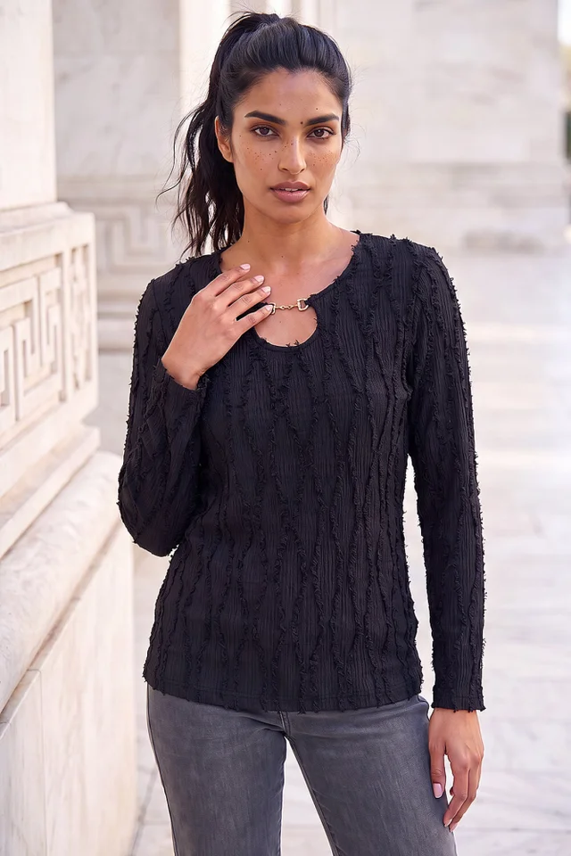 Roman Black Snaffle Trim Textured Top