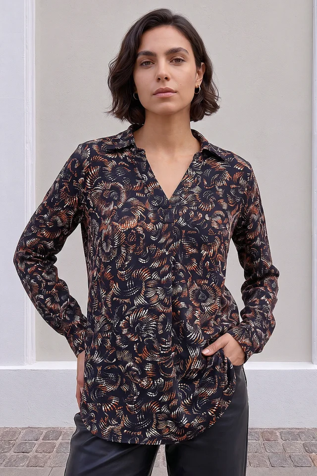 Roman Navy Abstract Puff Print Shirt