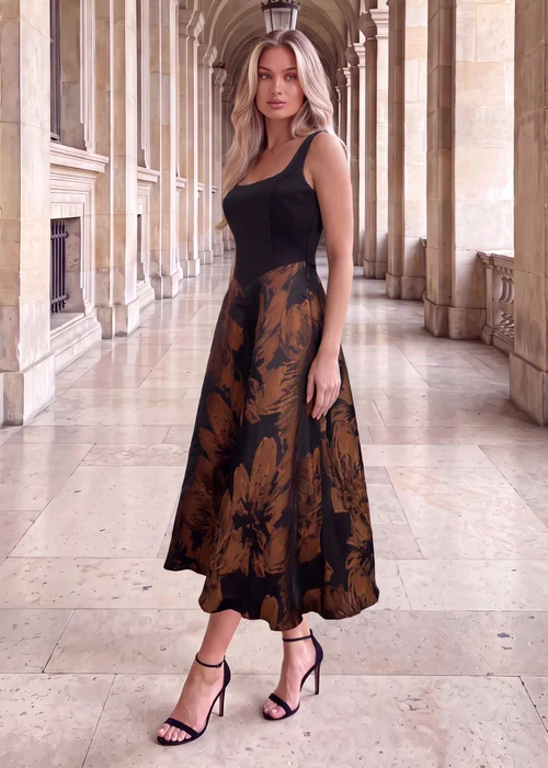AX Paris Black Floral Jacquard A-Line Midi Dress - 8 Image 3