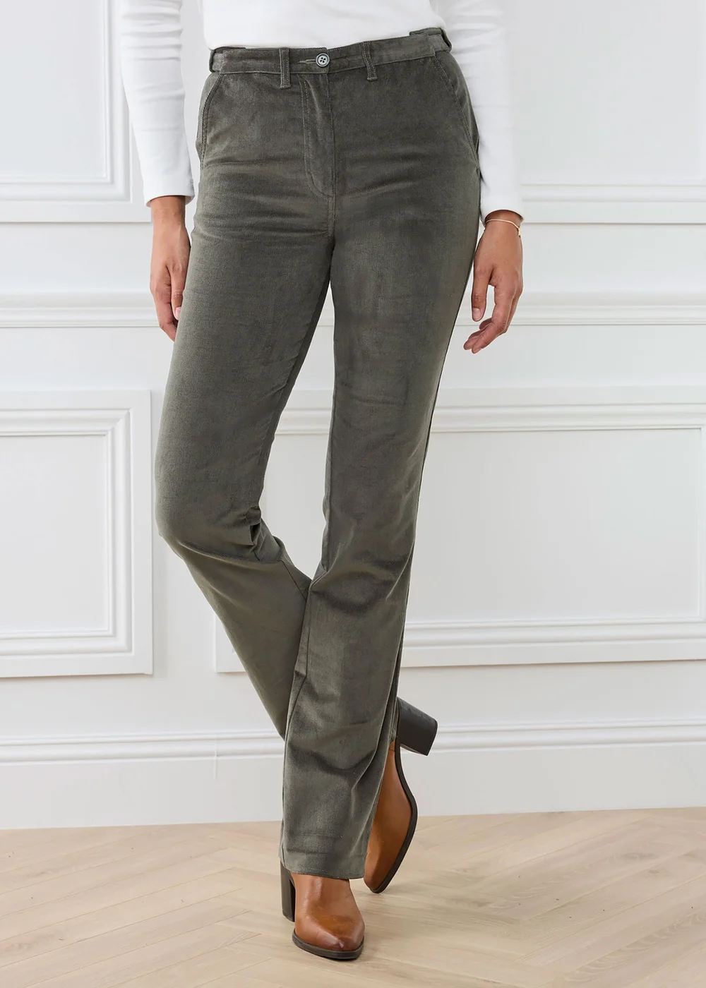 Cotton Traders Pine Adjustable Waist Cord Straight Leg Trousers - 22/L27 Image 1