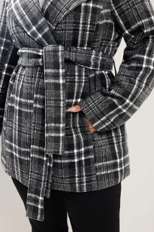 Yours Curve Black Checked Wrap Coat - 30-32 Image 4