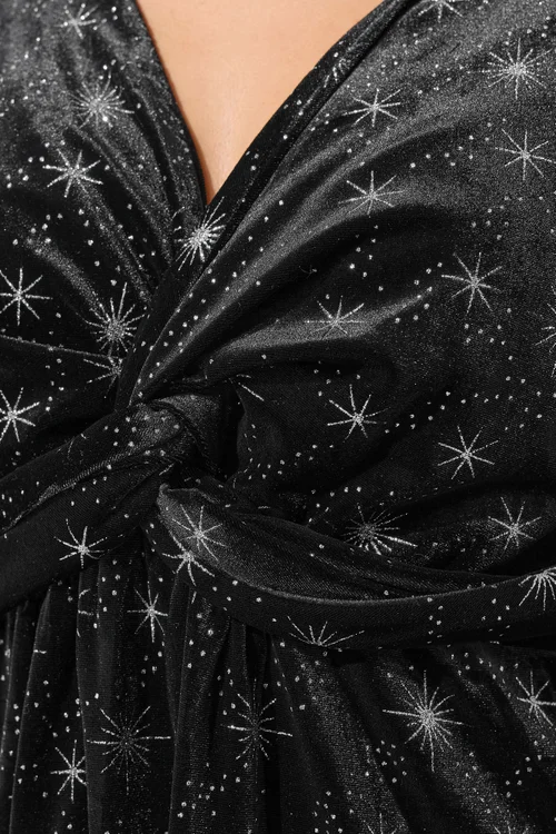 Yours London Curve Black Star Velvet Knot Top - 14 Image 4