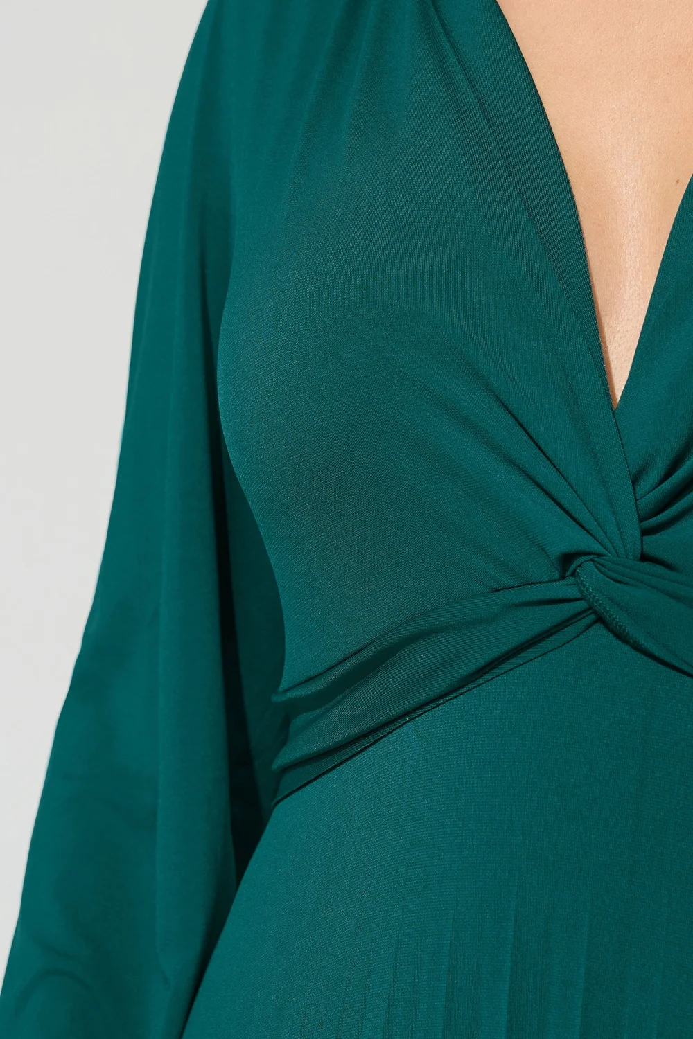 Yours London Curve Green Knot Long Sleeve Maxi Dress - 20 Image 4