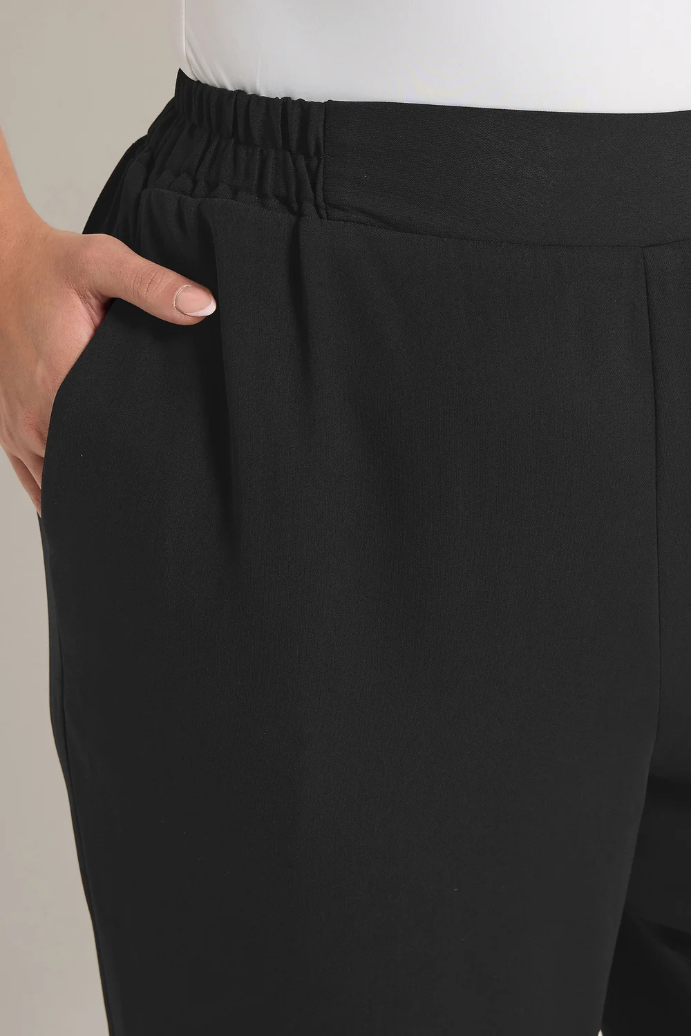 Yours Curve Black Elasticated Waist Trousers - 26-28 Image 4