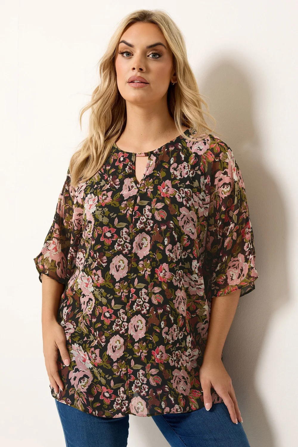 Yours Curve Black Floral Print Keyhole Detail Top - 26-28 Image 1