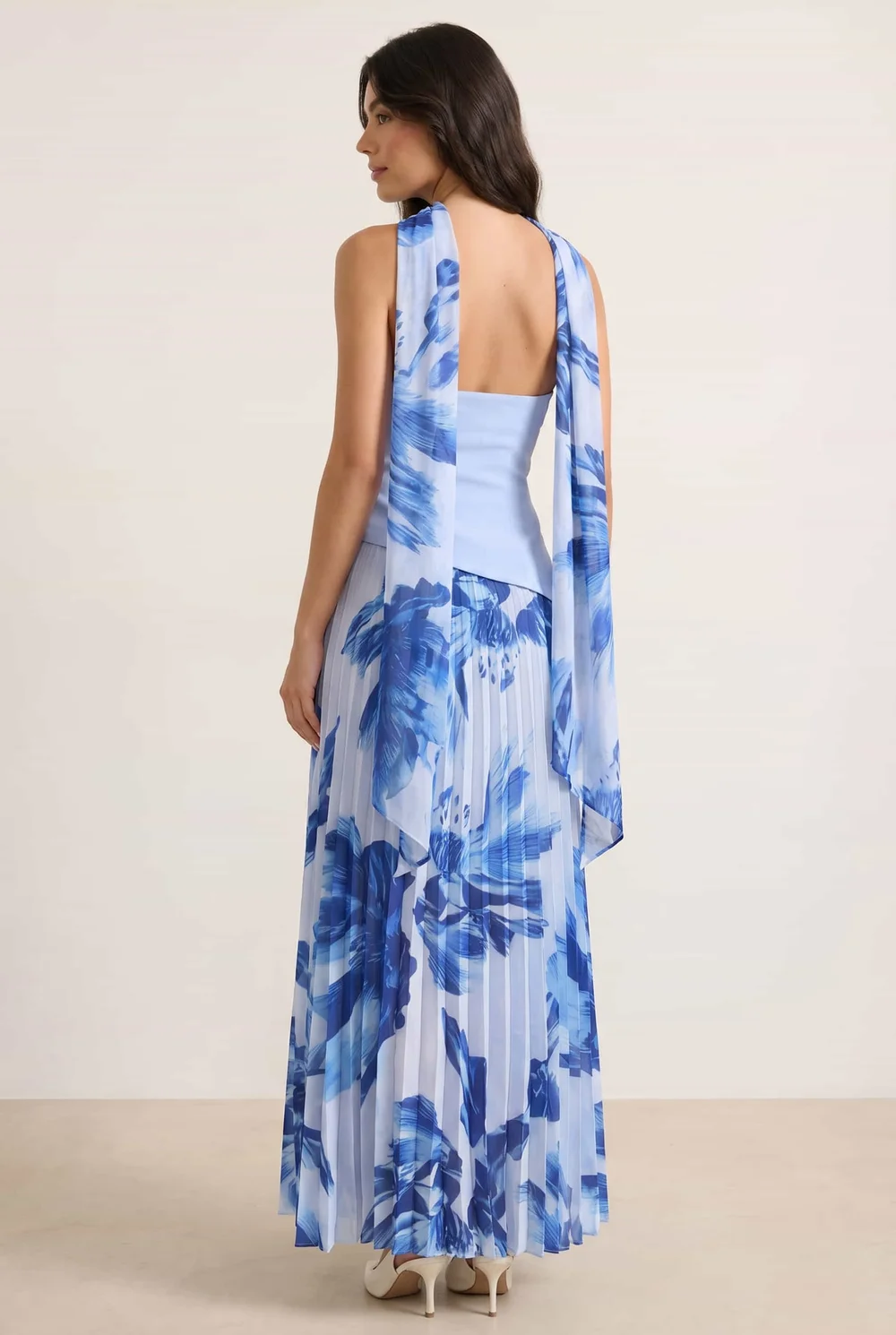 Style Cheat Floral Madelaine Bandeau Midi Dress in Blue - 10 Image 2