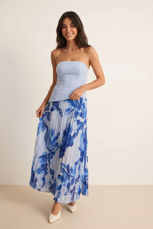 Style Cheat Floral Madelaine Bandeau Midi Dress in Blue - 10 Image 3
