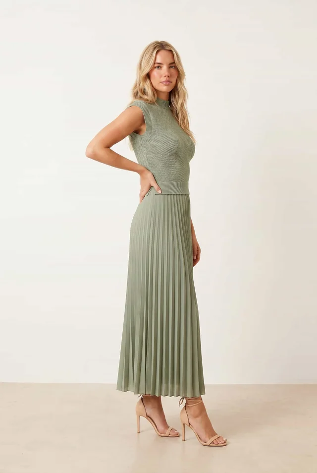 Style Cheat Sage Knit Pleated Skirt Dress