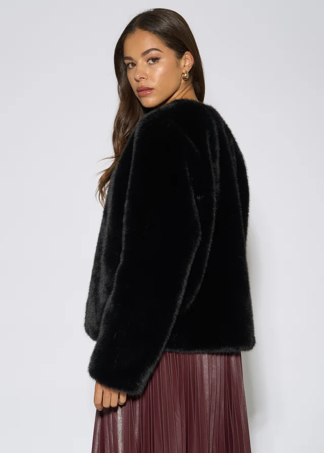 Gini London Black Short Faux Fur Jacket
